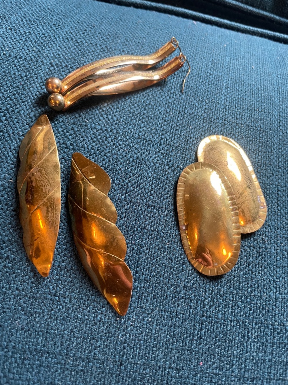 Polished Gold-Tone Women's Earring Set - Classic Shine
